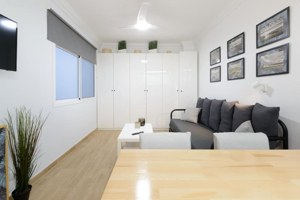 Estudio En Playa De Las Canteras Лас-Пальмас-де-Гран-Канария Экстерьер фото