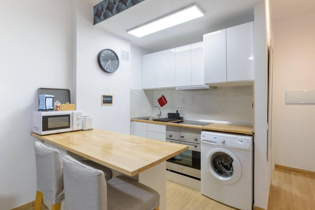 Estudio En Playa De Las Canteras Лас-Пальмас-де-Гран-Канария Экстерьер фото